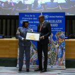 Téné Maïmouna Zoungrana, première lauréate du prix de la pionnière des Nations unies pour les femmes agents judiciaires et pénitentiaires