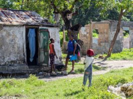 Haïti : la visite du Haut-Commissaire des Nations unies aux droits de l’homme témoigne de l’urgence de la situation