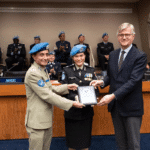 La sergent-chef Renita Rismatanti a été récompensée pour son travail au sein de la MINUSCA, avec le prix de la femme police de l’année de l’ONU