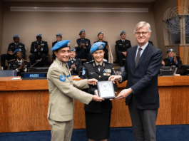 La sergent-chef Renita Rismatanti a été récompensée pour son travail au sein de la MINUSCA, avec le prix de la femme police de l’année de l’ONU