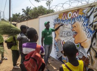 Les désordres informationnels au sein des opérations de paix en milieu francophone. Enjeux, réponses et limitations actuels