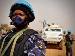 Augmenter la part des femmes en uniforme dans les OP : analyse sexospécifique des initiatives nationales de trois pays issus de la Francophonie