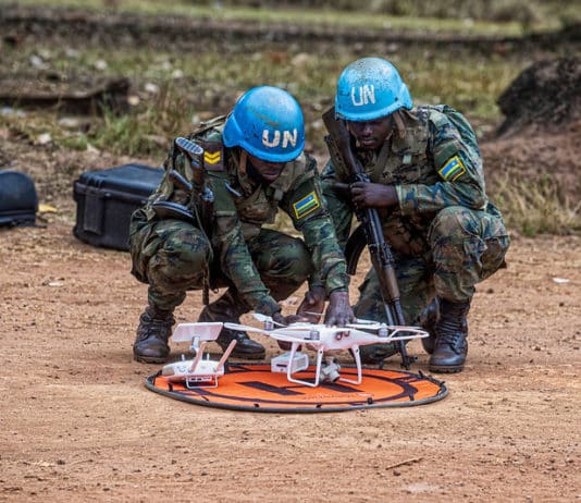 Les drones aériens dans les opérations de paix : Enjeux et leçons du déploiement d’une nouvelle technologie au service du maintien de la paix