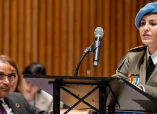 La Major Ahlem Douzi de la MONUSCO remporte le prix 2024 des femmes officières d’affaires judiciaires et pénitentiaires