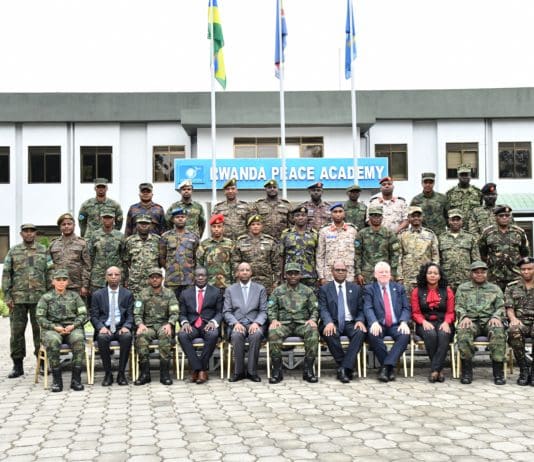 Fin du cours de formation des formateurs pour les officiers militaires régionaux au sein de l’Académie rwandaise pour la paix