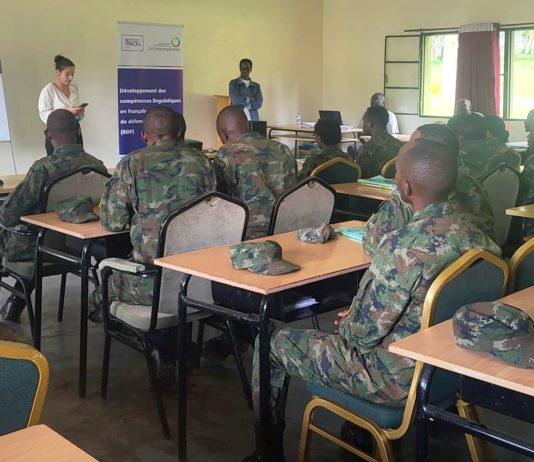 Formation de Casques bleus rwandais au français sur objectifs spécifiques