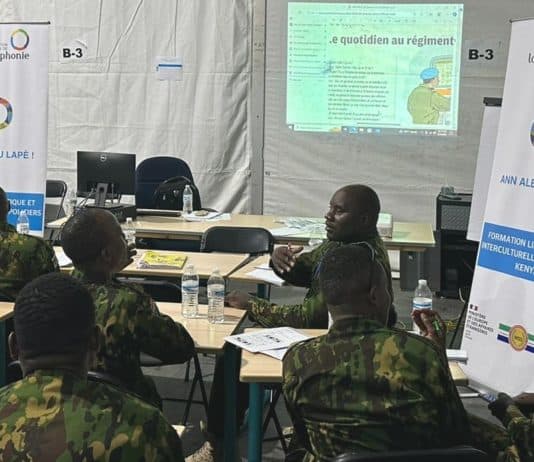 Formation linguistique et culturelle au profit de policiers kenyans déployés en Haïti