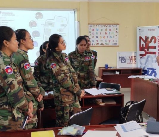 Formation au français pour les femmes Casques bleus cambodgiennes