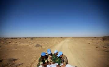 L’équilibre entre standardisation et adaptations des opérations de paix – Comment éviter la surcharge des mandats ?