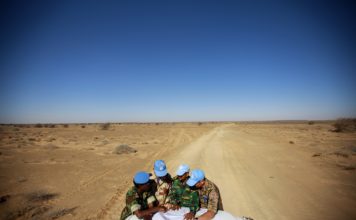 L’équilibre entre standardisation et adaptations des opérations de paix – Comment éviter la surcharge des mandats ?